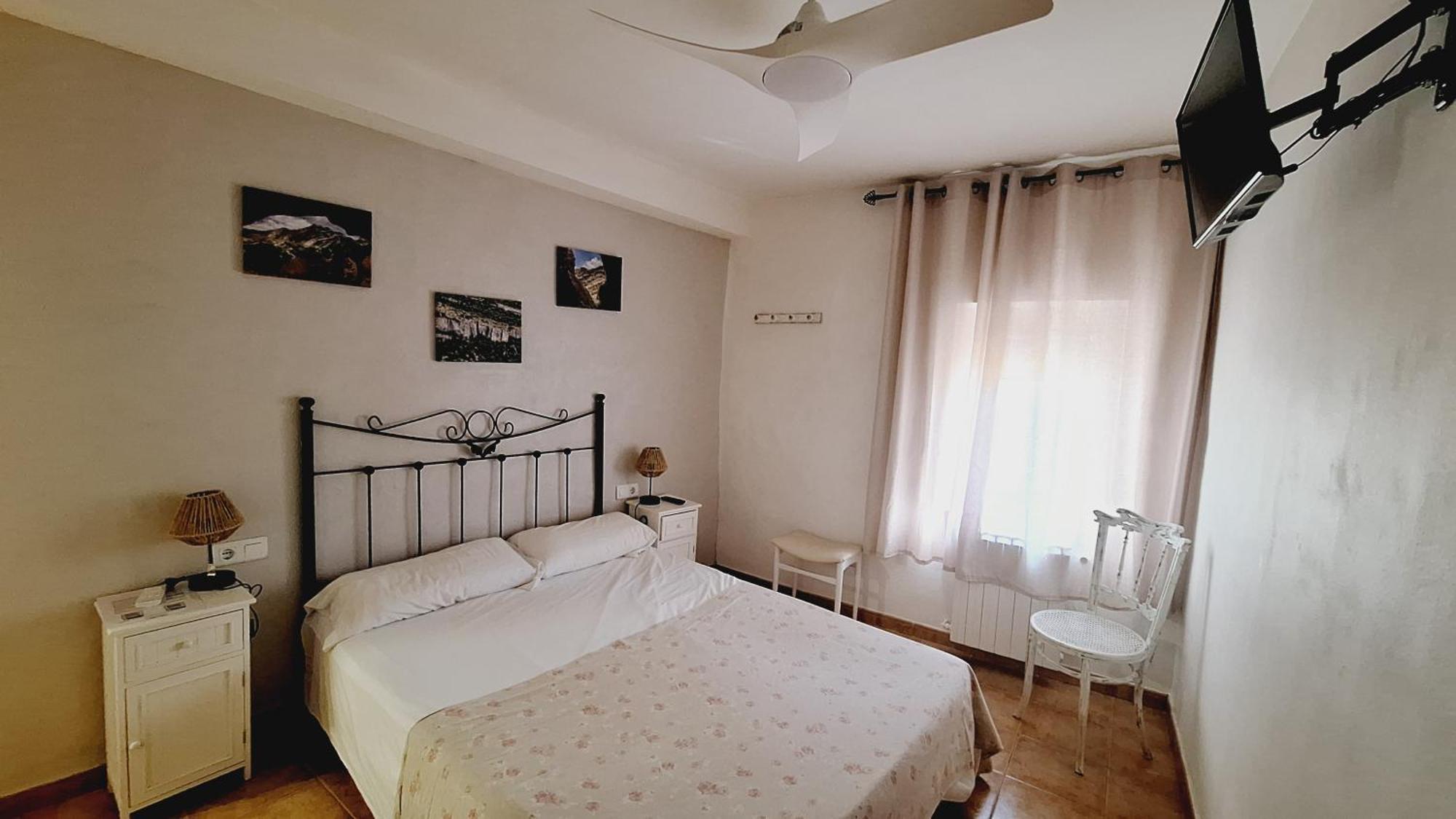 Hotel Fonda Toldra Ulldemolins Zewnętrze zdjęcie