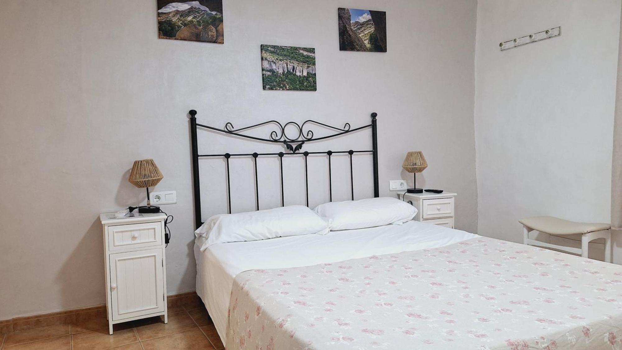 Hotel Fonda Toldra Ulldemolins Zewnętrze zdjęcie