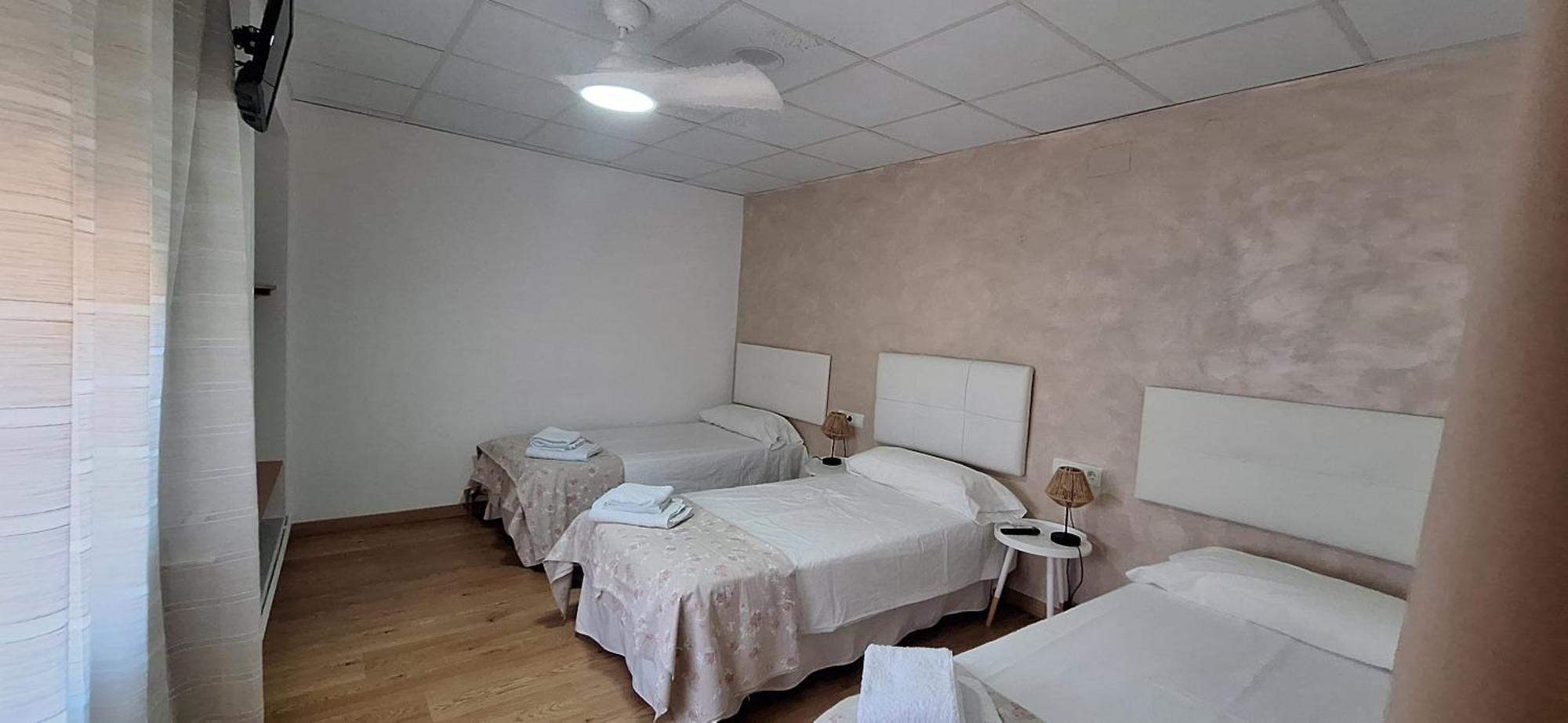 Hotel Fonda Toldra Ulldemolins Zewnętrze zdjęcie