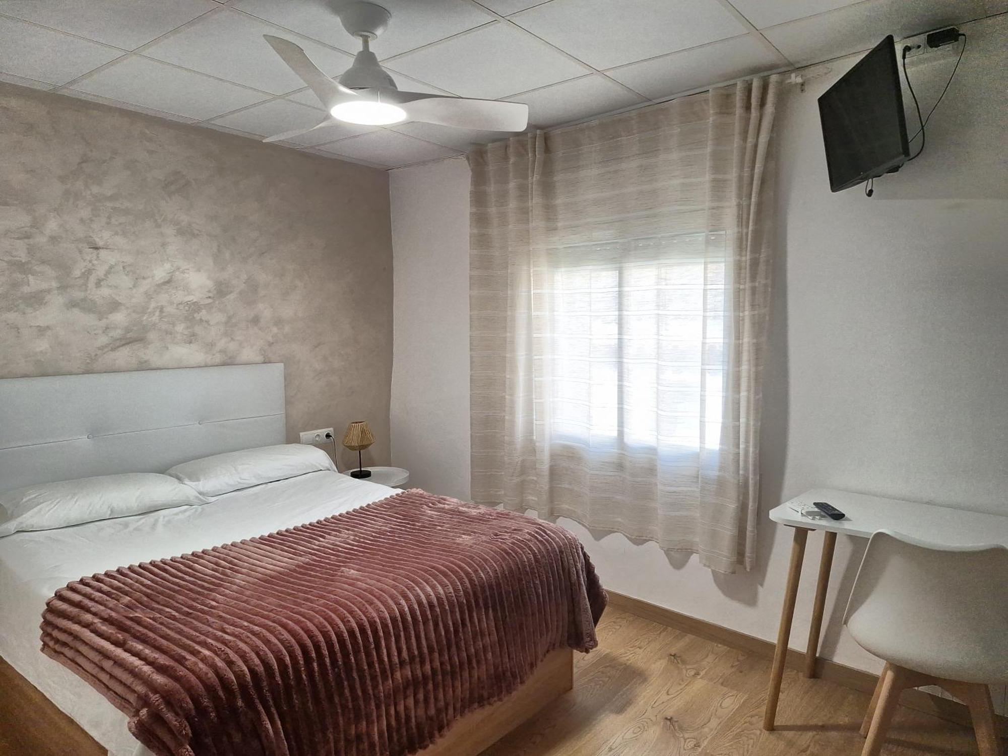 Hotel Fonda Toldra Ulldemolins Zewnętrze zdjęcie